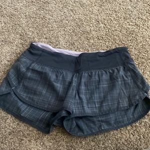 Lululemon speed shorts - size 4